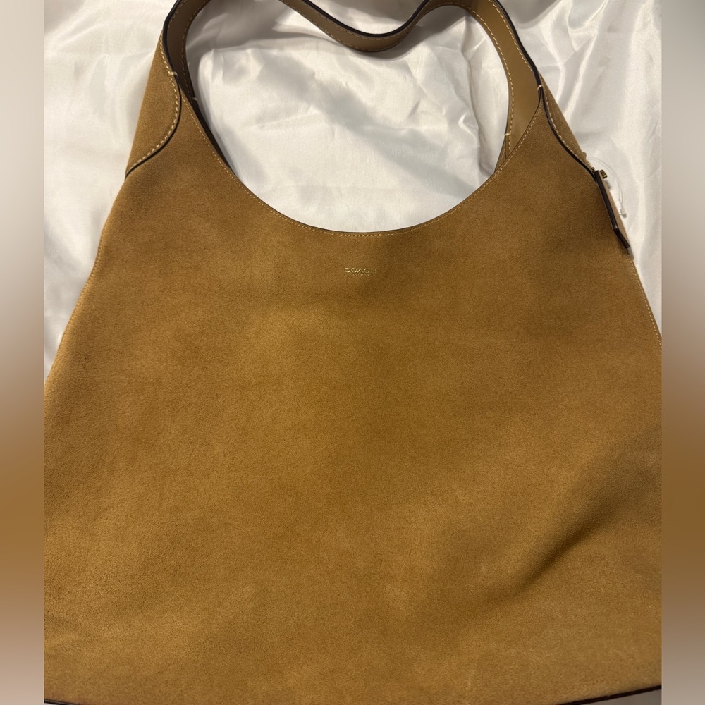 Coach Brooklyn 39 Suede